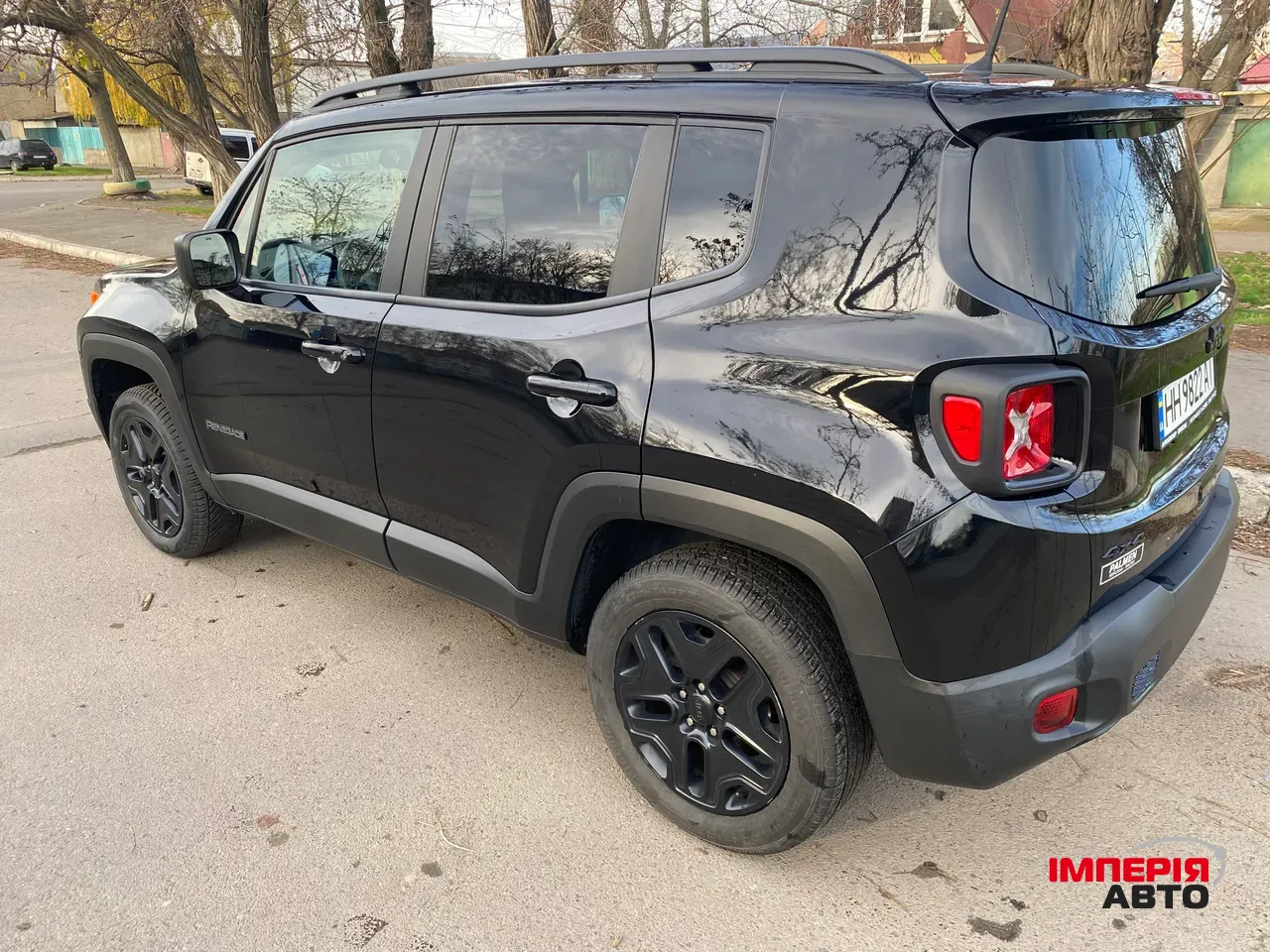 Jeep Renegade - фото 16