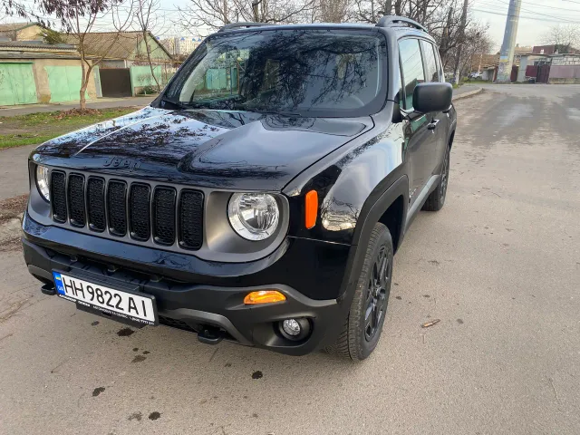 Jeep Renegade - фото 2