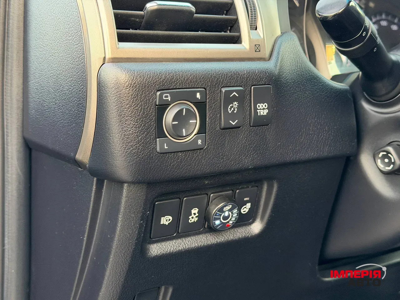 Lexus GX - фото 45