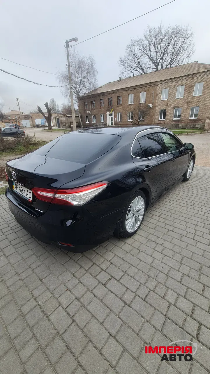 Toyota Camry - фото 7