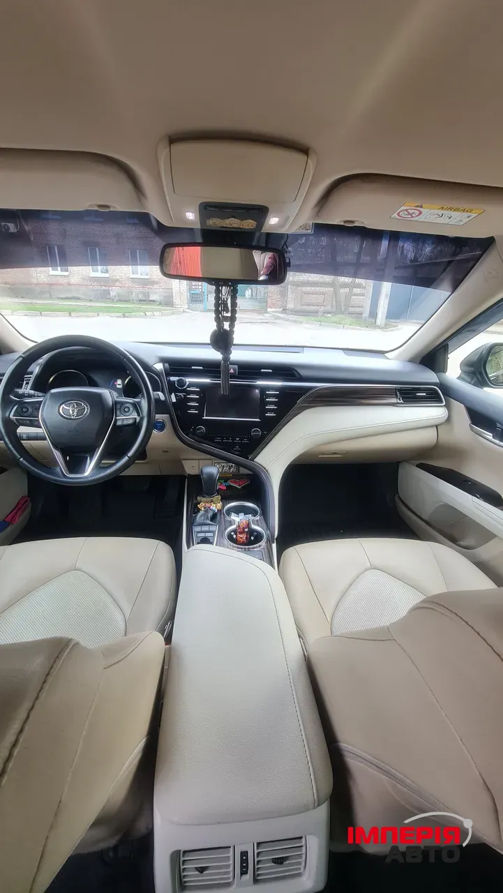 Toyota Camry - фото 11