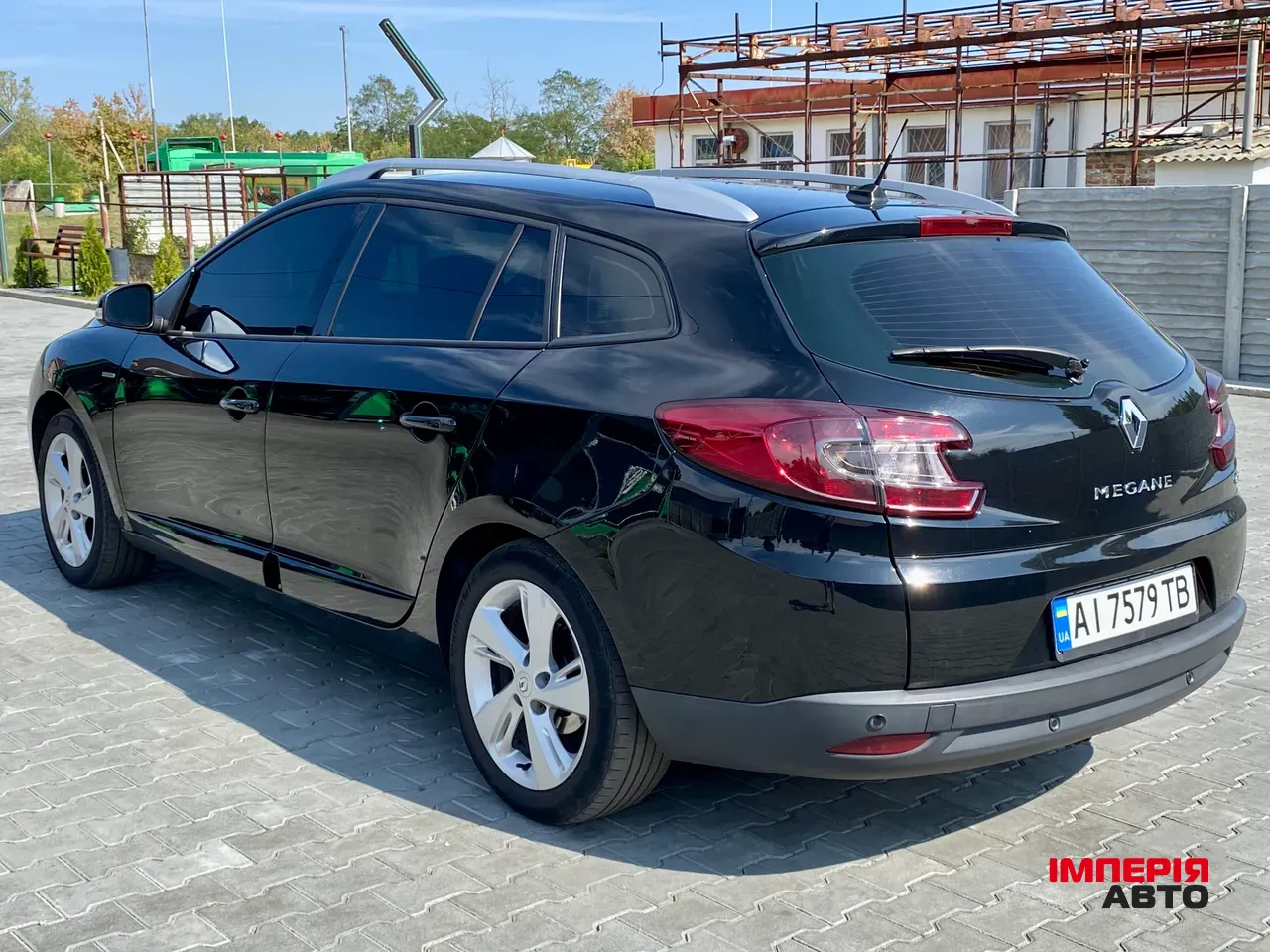 Renault Megane - фото 11