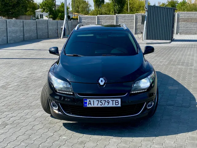 Renault Megane - фото 2