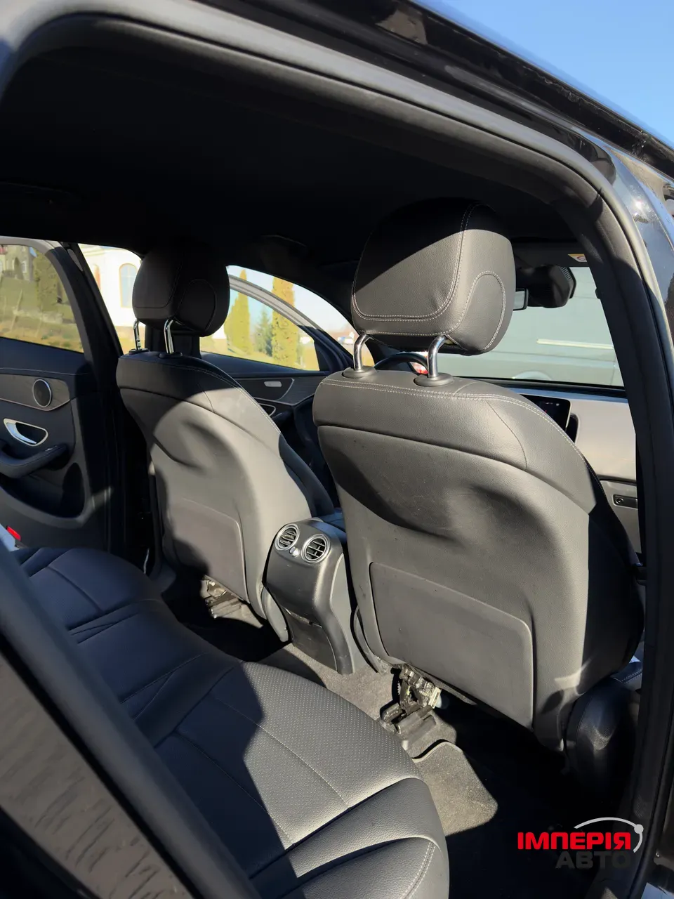 Mercedes-Benz EQC - фото 24