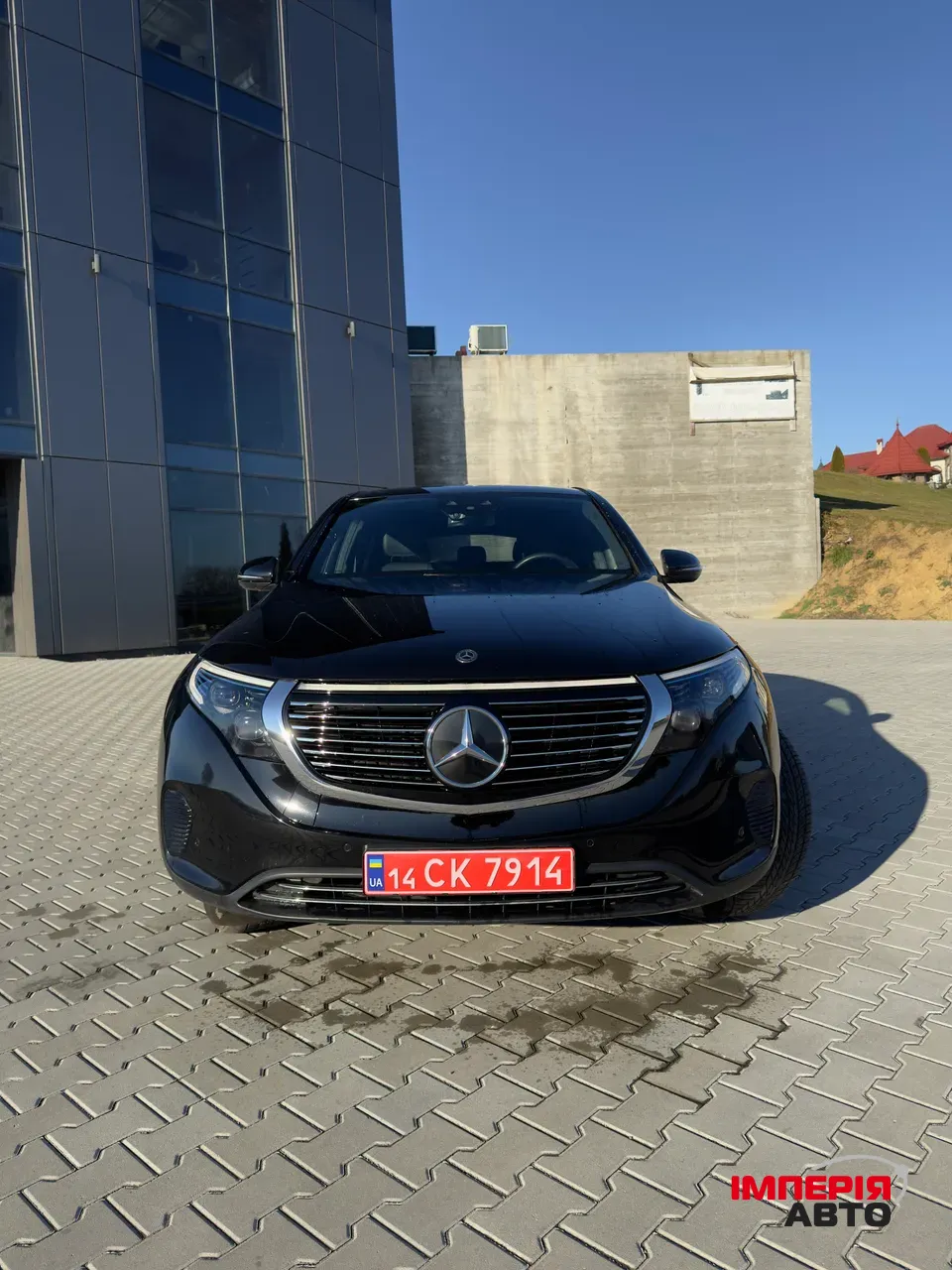 Mercedes-Benz EQC - фото 8