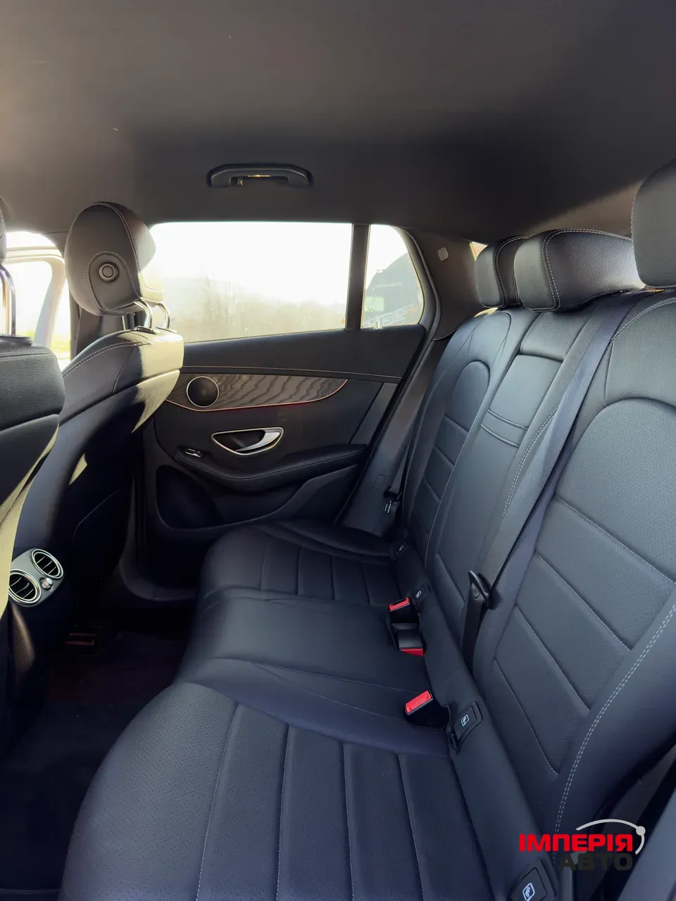 Mercedes-Benz EQC - фото 25