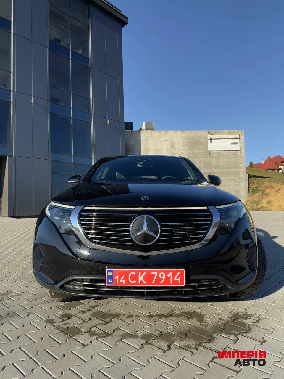 Mercedes-Benz EQC - фото 7
