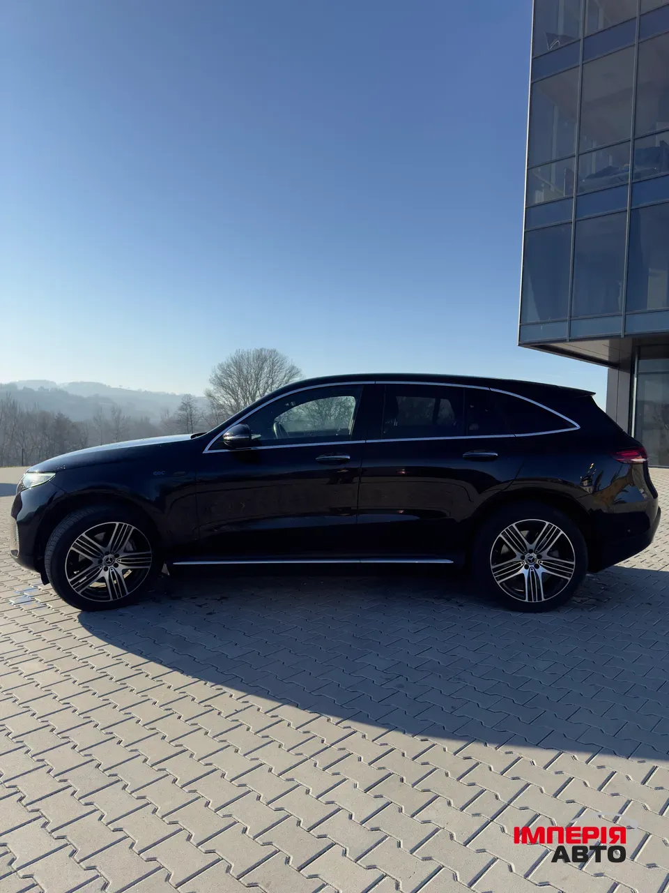 Mercedes-Benz EQC - фото 4