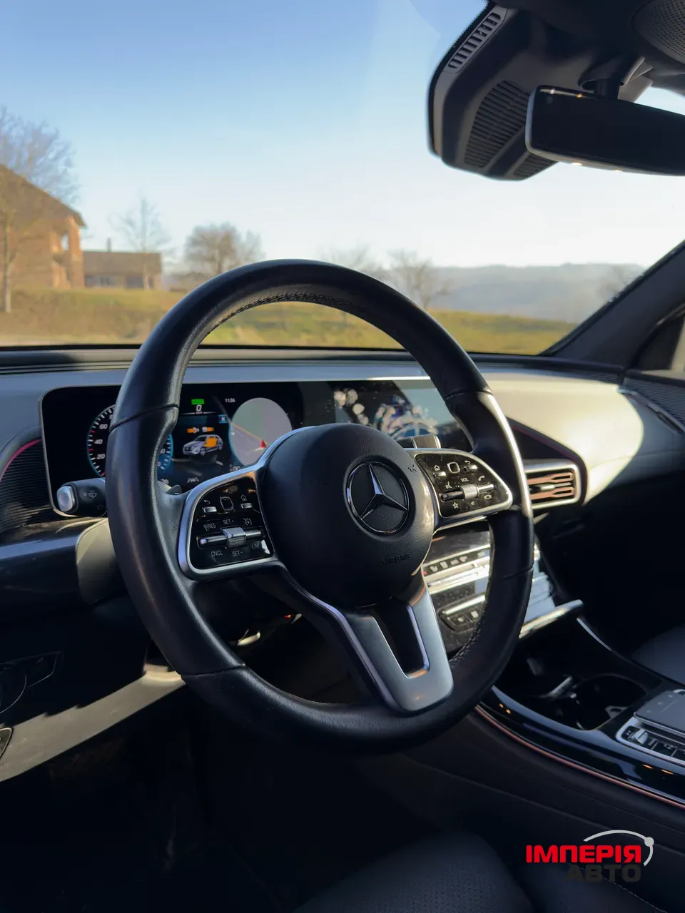 Mercedes-Benz EQC - фото 14