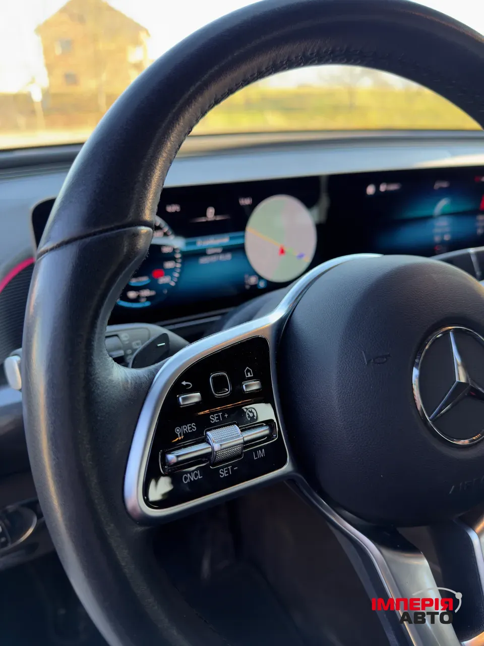 Mercedes-Benz EQC - фото 17