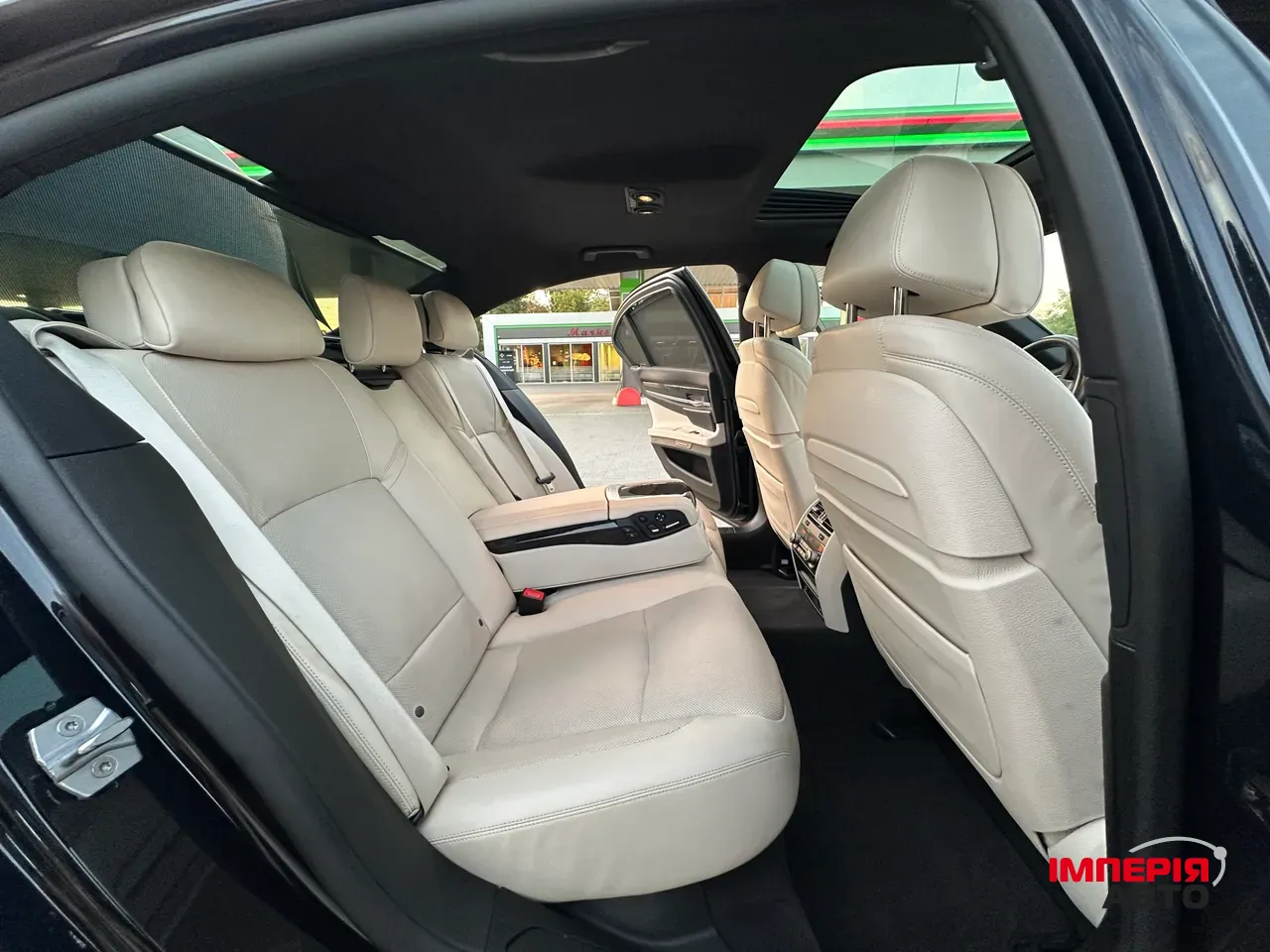 BMW 7 серії - фото 22