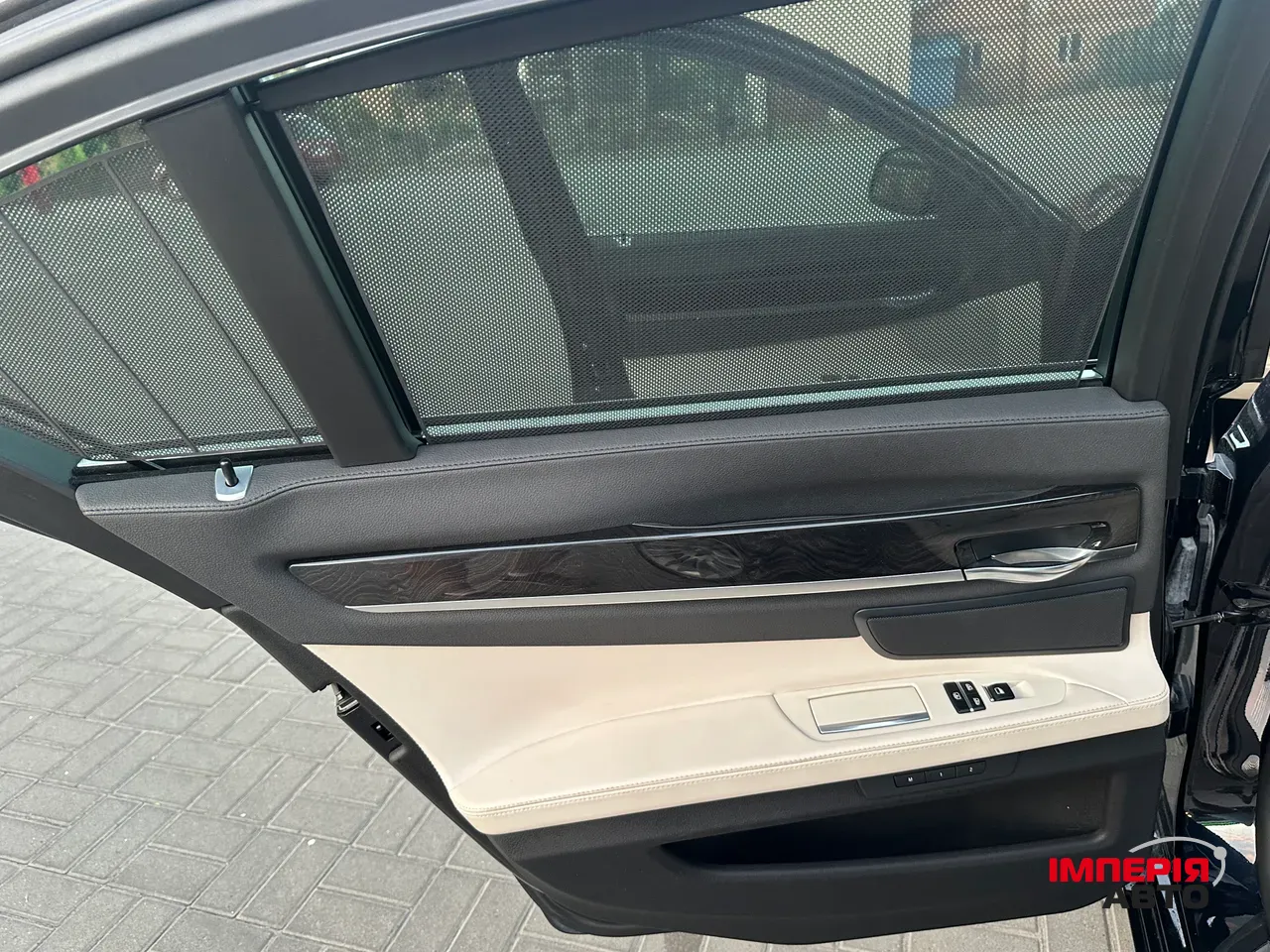 BMW 7 серії - фото 26