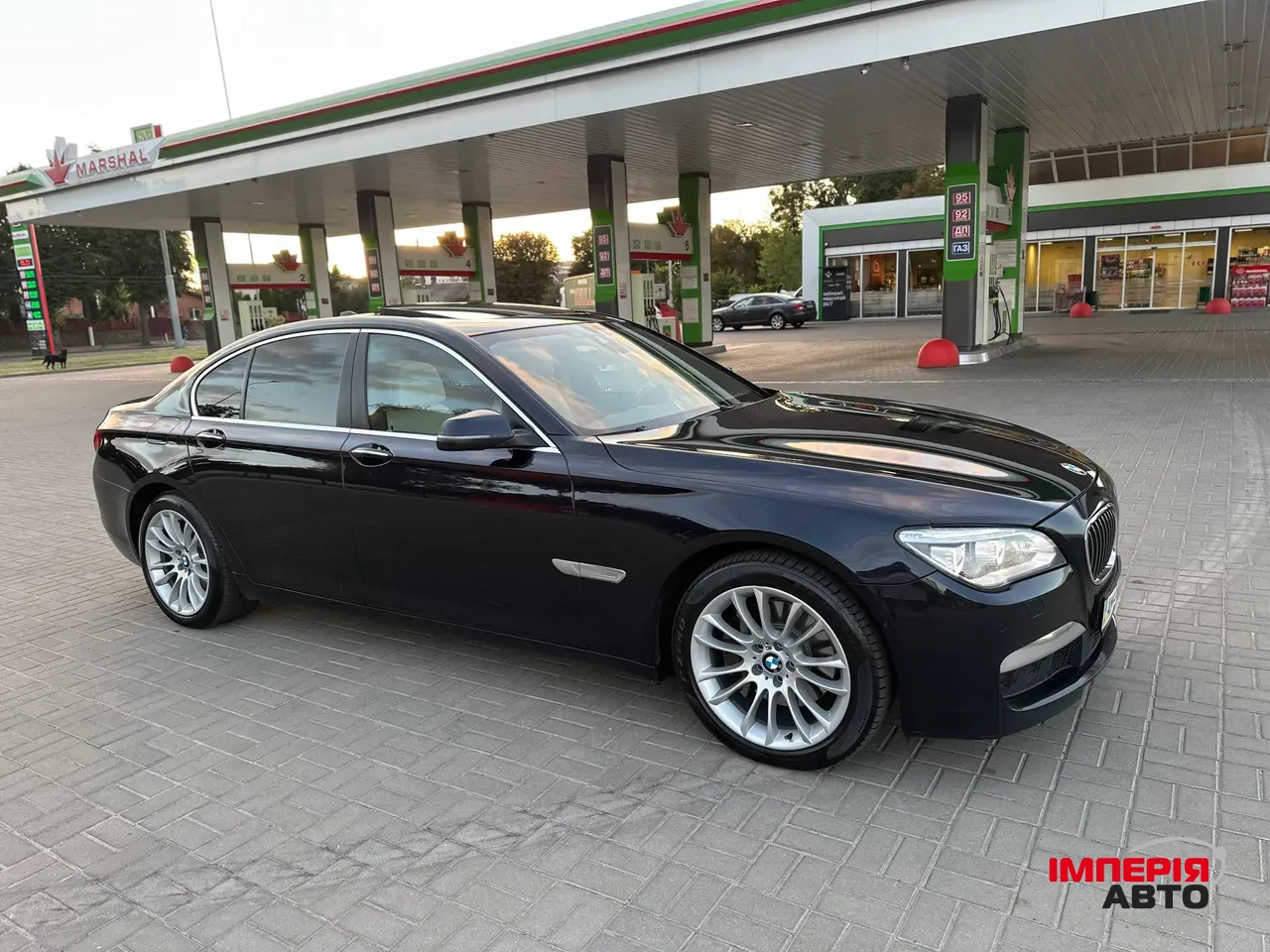 BMW 7 серії - фото 15