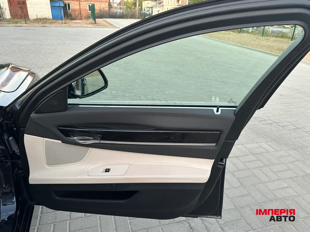 BMW 7 серії - фото 27