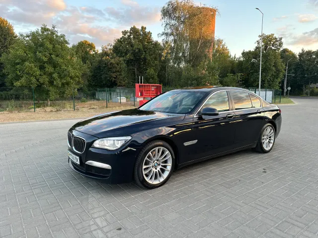 BMW 7 серії - фото 4