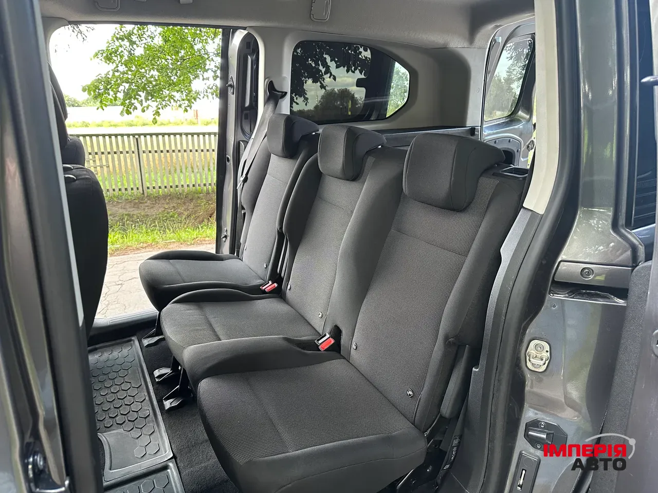 Peugeot Rifter - фото 15