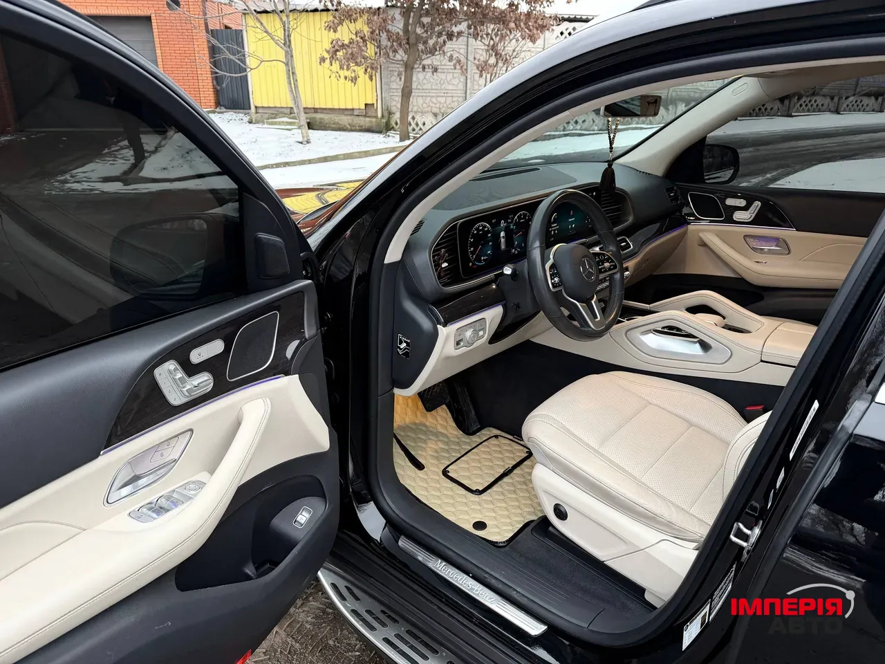 Mercedes-Benz GLE - фото 37