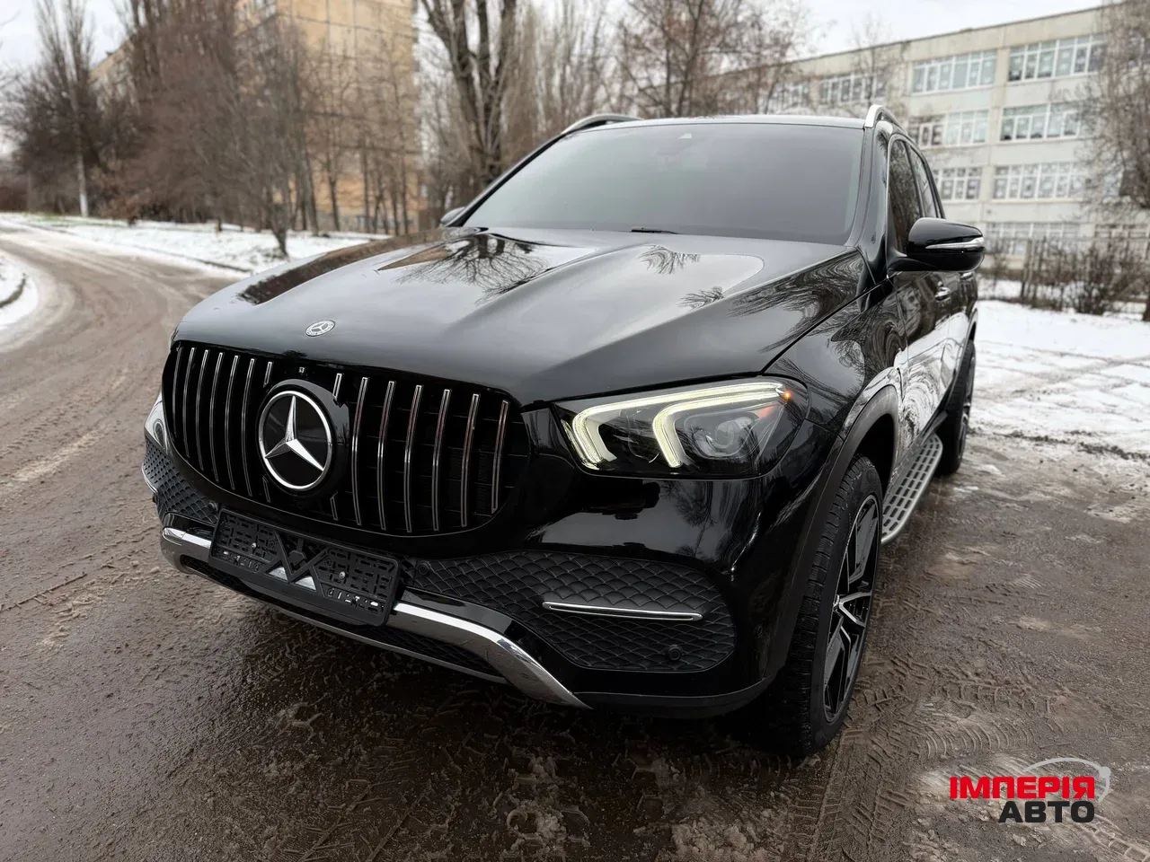 Mercedes-Benz GLE - фото 17