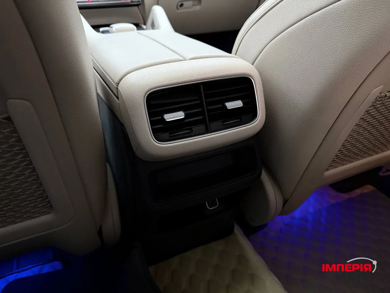 Mercedes-Benz GLE - фото 49