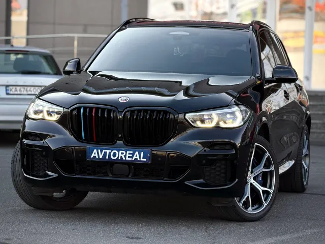 BMW X5 - фото 1