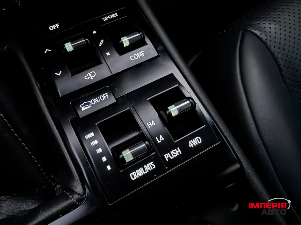 Lexus GX - фото 36