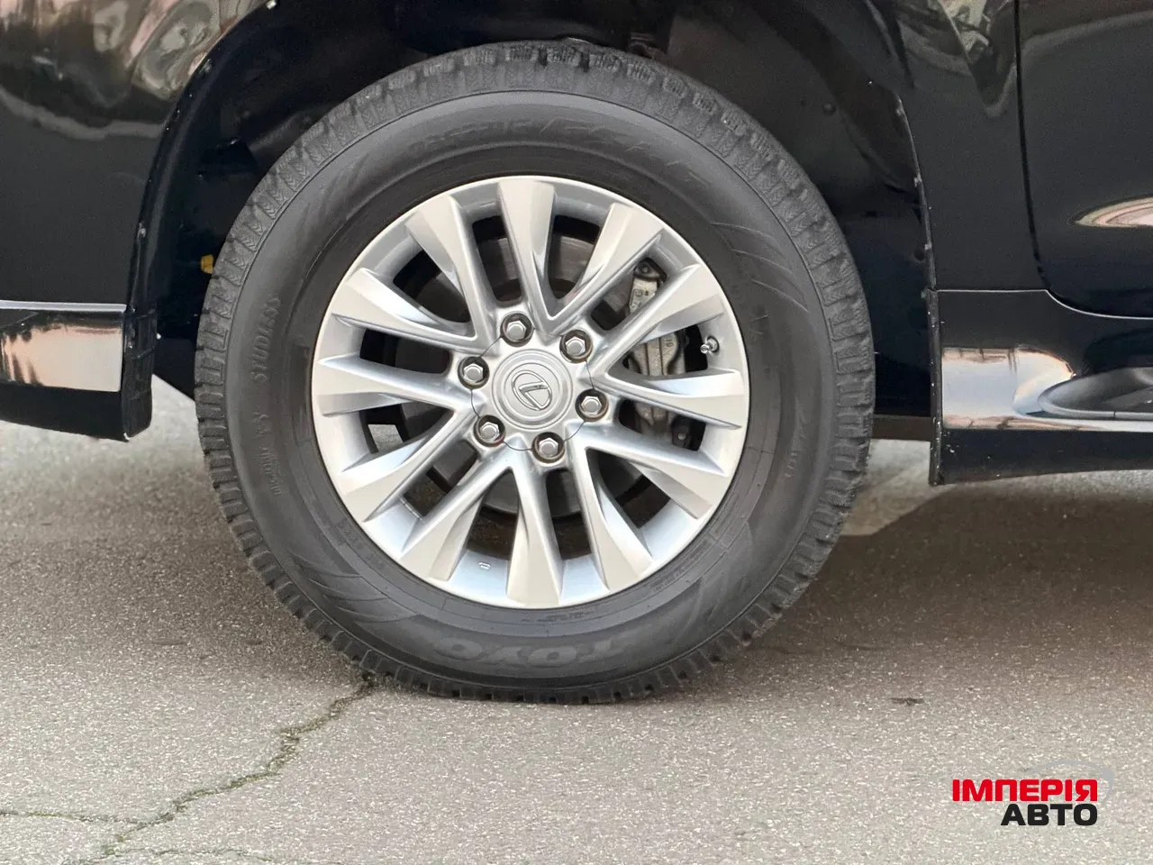 Lexus GX - фото 16