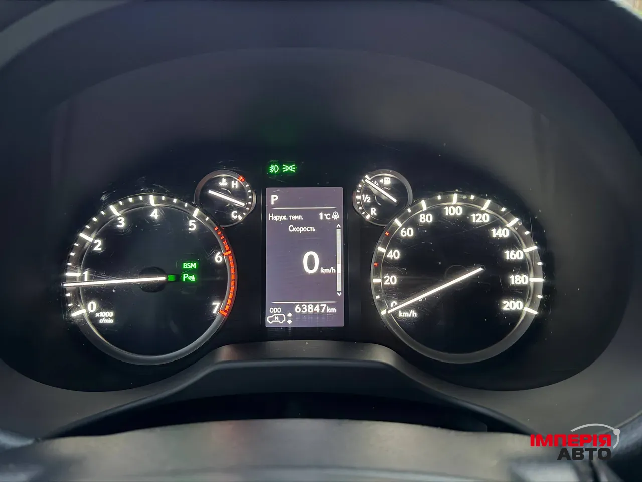 Lexus GX - фото 24