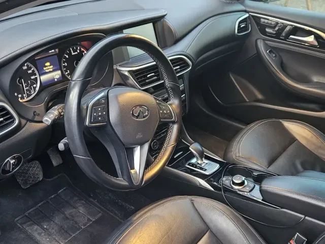 Infiniti QX30 - фото 5