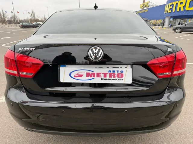 Volkswagen Passat - фото 4