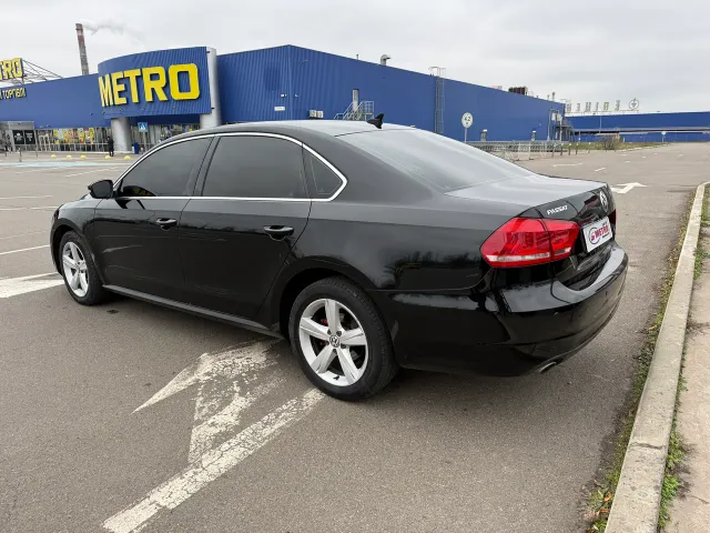 Volkswagen Passat - фото 3