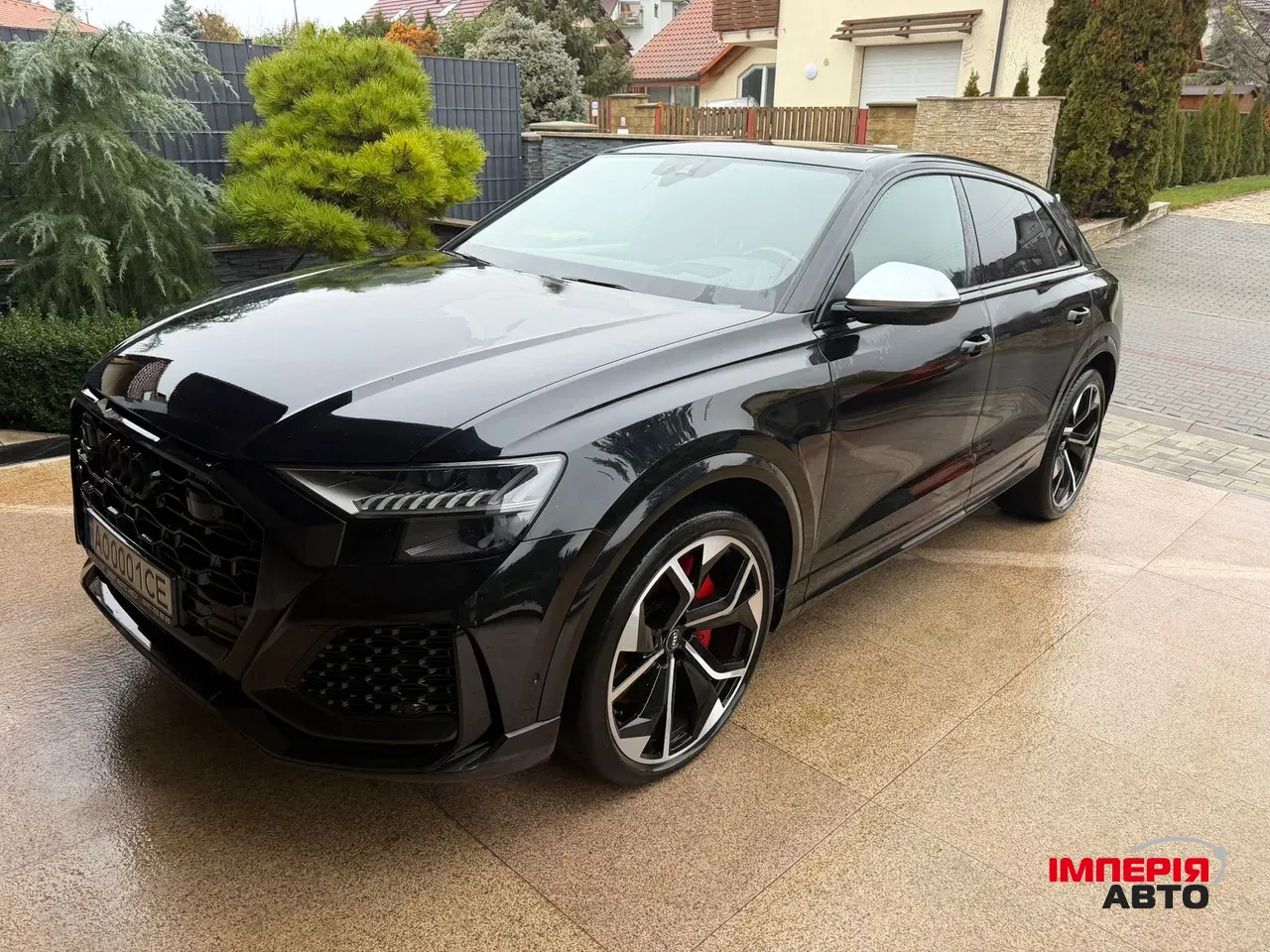 Audi RS Q8 - фото 4