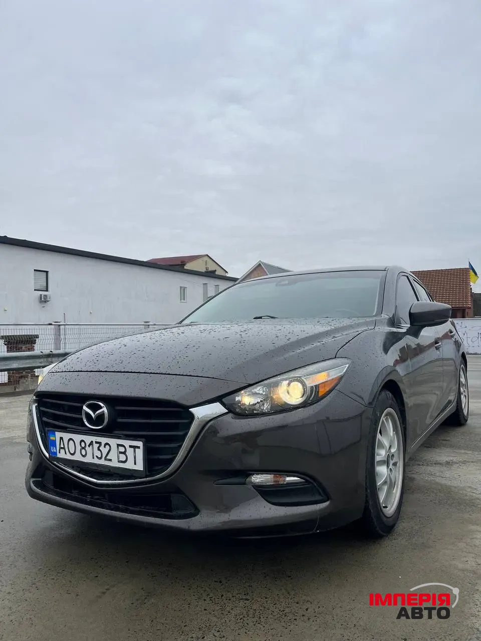 Mazda 3 - фото 2