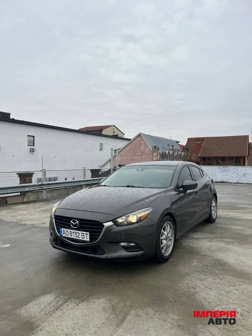 Mazda 3 - фото 3