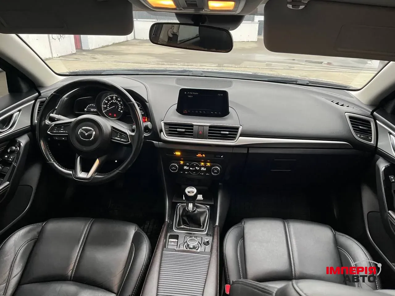 Mazda 3 - фото 8