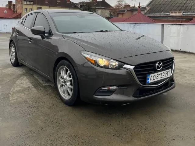 Mazda 3 - фото 1