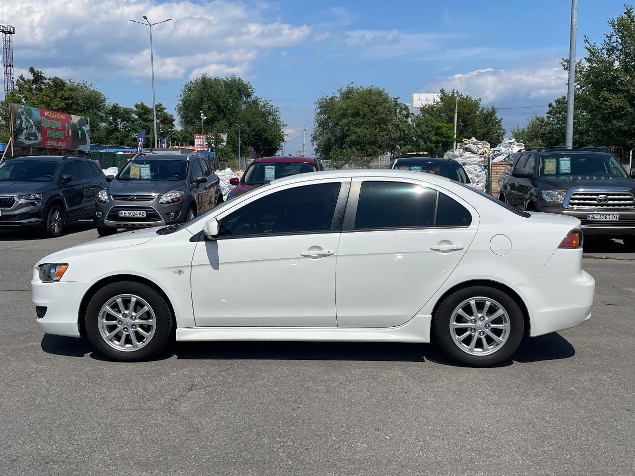 Mitsubishi Lancer - фото 24