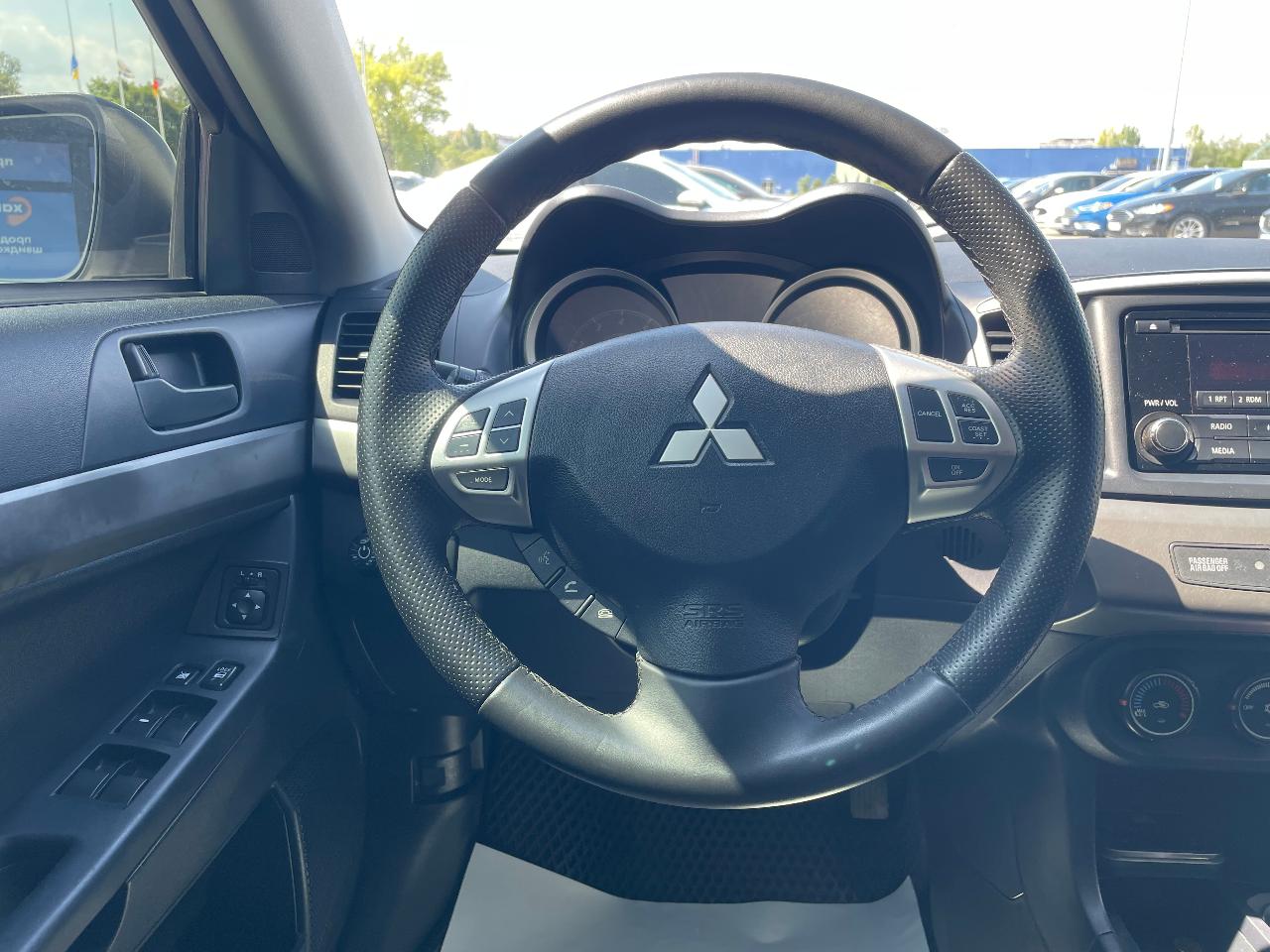 Mitsubishi Lancer - фото 21