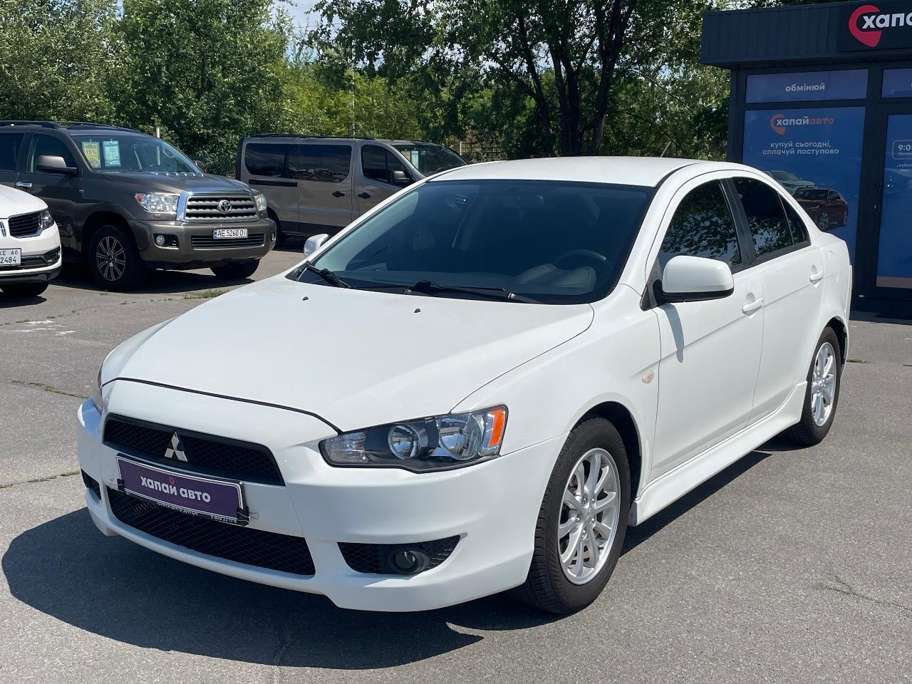 Mitsubishi Lancer - фото 7