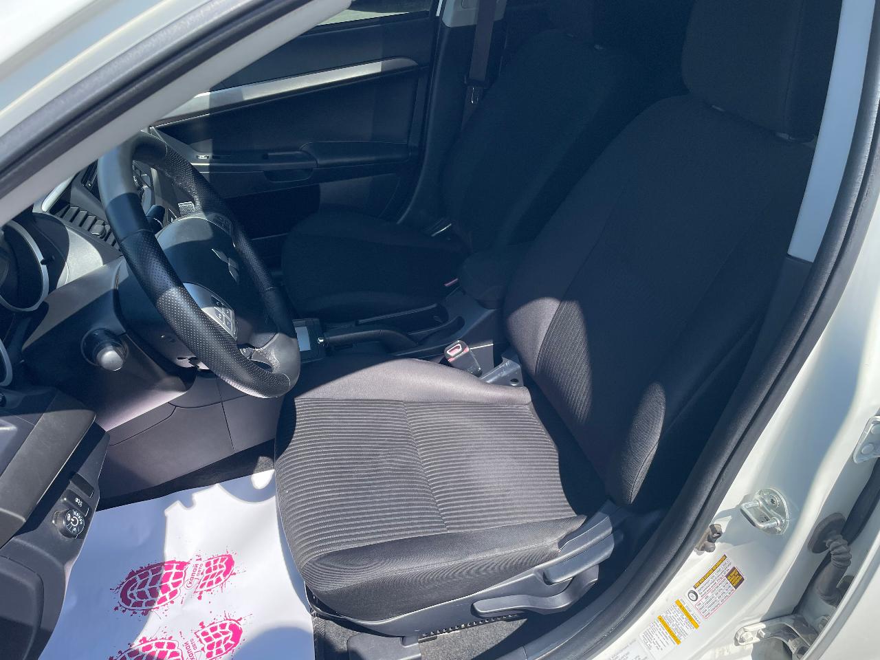 Mitsubishi Lancer - фото 4