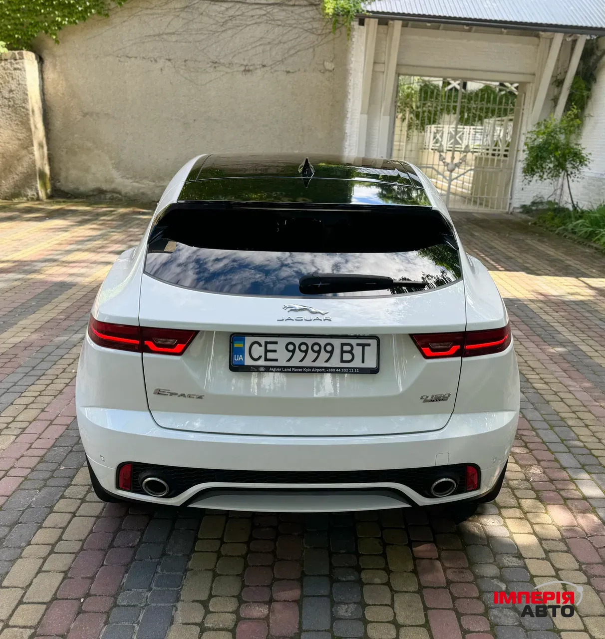 Jaguar E-Pace - фото 30