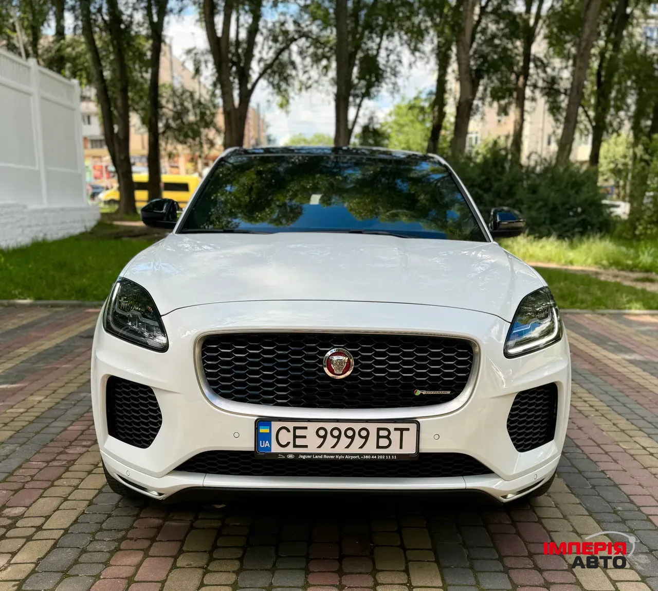 Jaguar E-Pace - фото 12