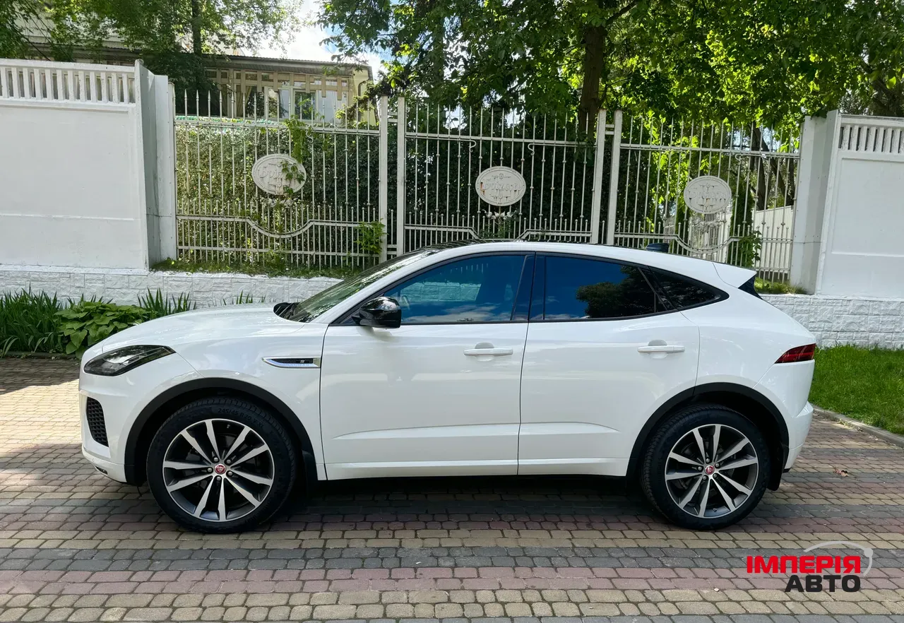 Jaguar E-Pace - фото 9