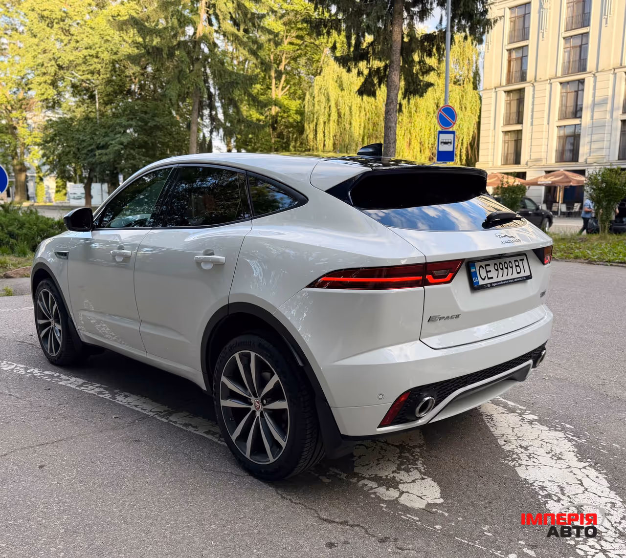 Jaguar E-Pace - фото 31