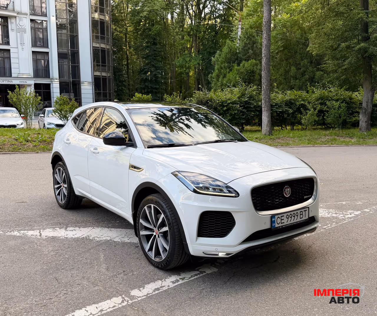 Jaguar E-Pace - фото 14