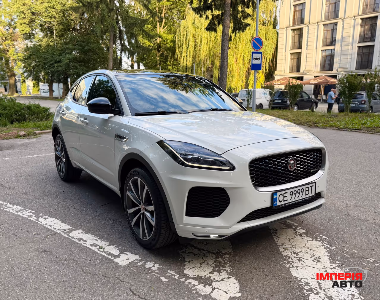 Jaguar E-Pace - фото 21