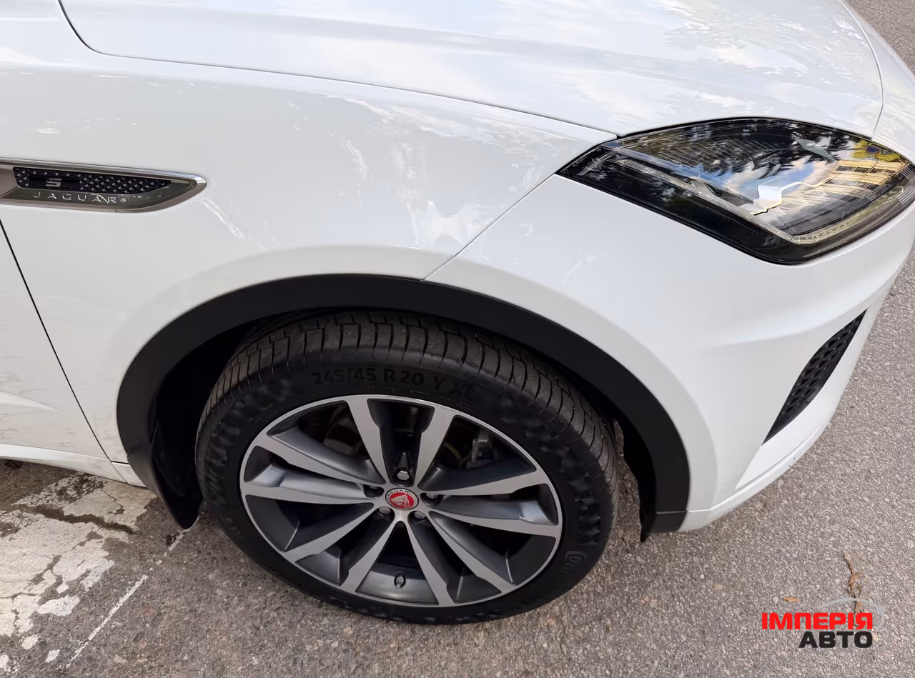 Jaguar E-Pace - фото 37