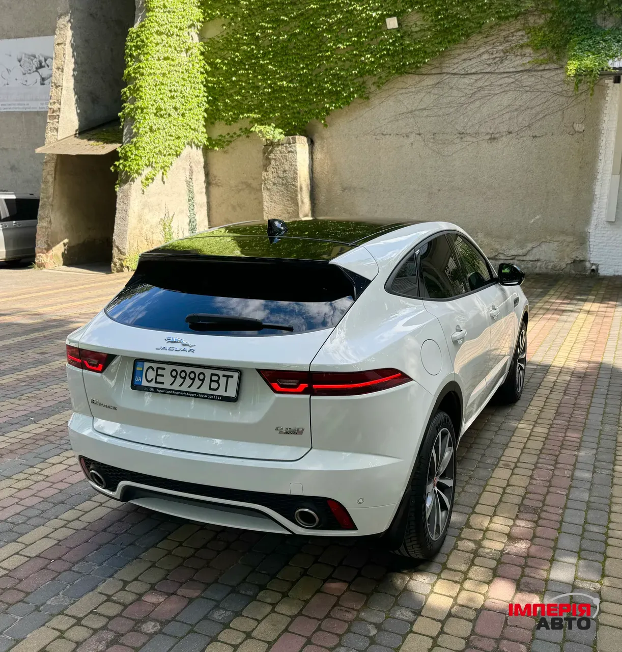 Jaguar E-Pace - фото 27