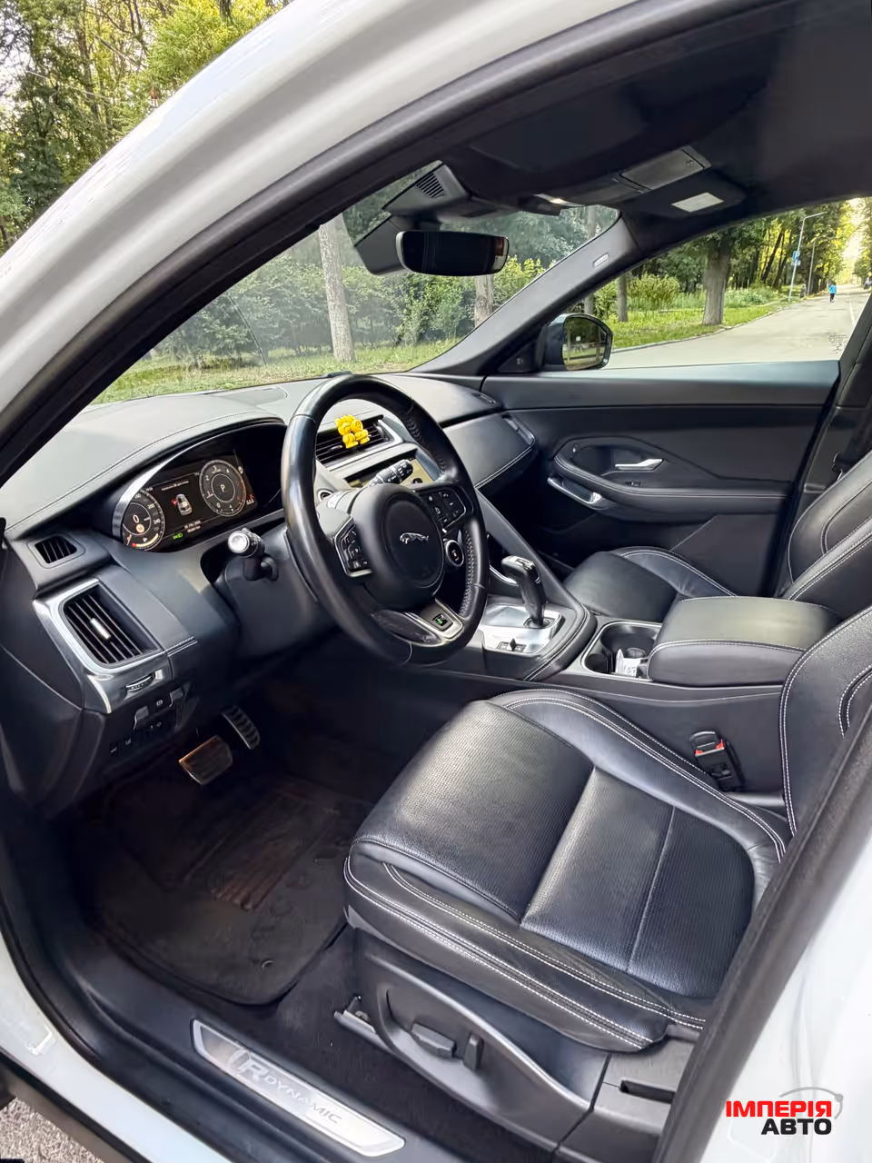 Jaguar E-Pace - фото 47
