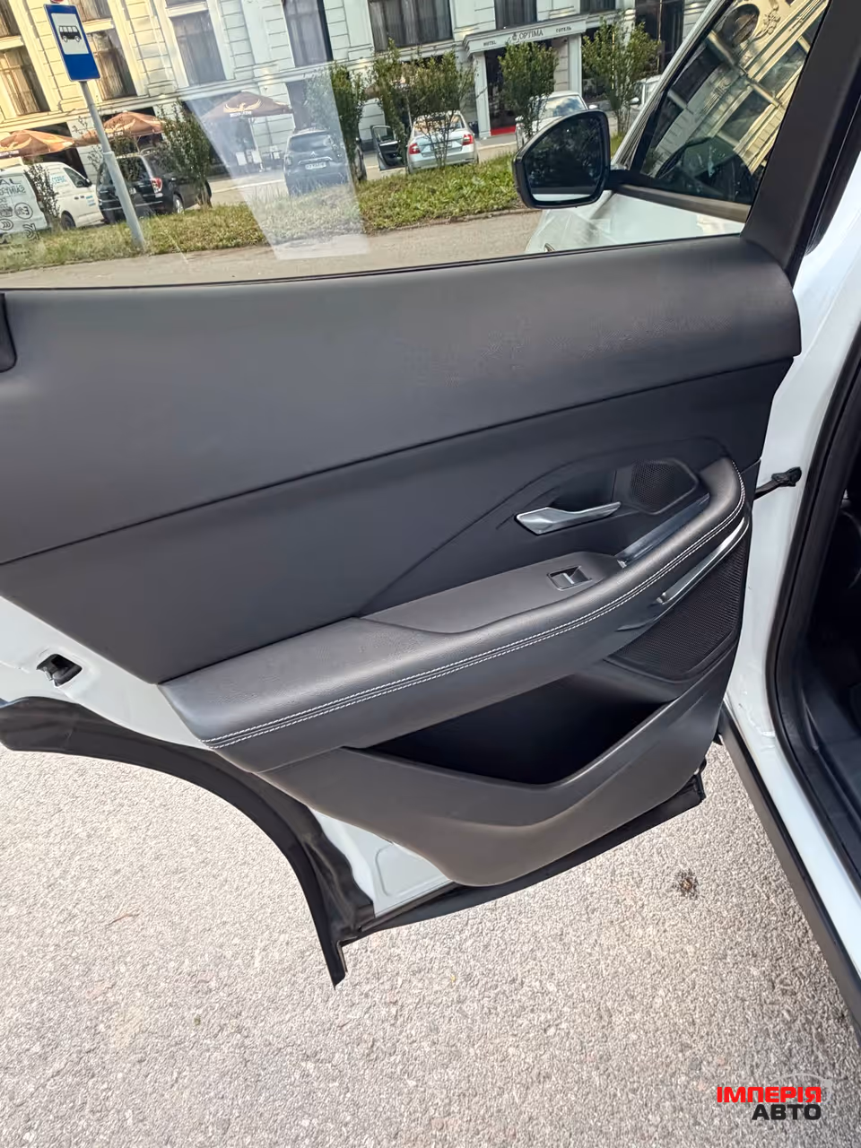 Jaguar E-Pace - фото 58