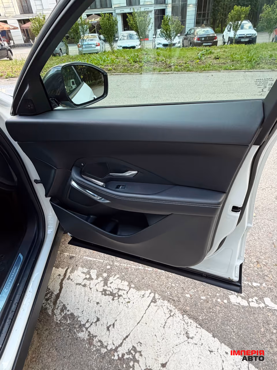 Jaguar E-Pace - фото 53